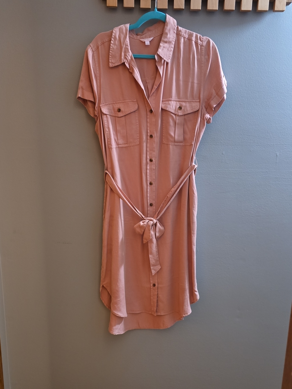 Short-Sleeve Tie-Waist Midi Shirt Dress in Dusty Pink